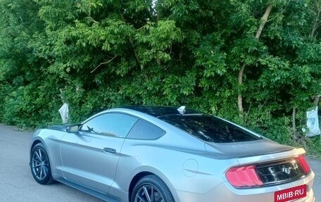 Ford Mustang VI рестайлинг, 2021 год, 4 100 000 рублей, 6 фотография