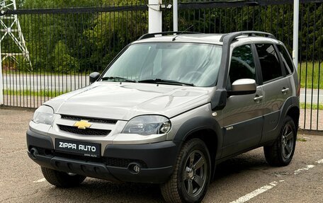 Chevrolet Niva I рестайлинг, 2018 год, 709 000 рублей, 3 фотография