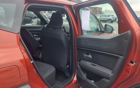 Renault Duster, 2025 год, 3 300 000 рублей, 14 фотография