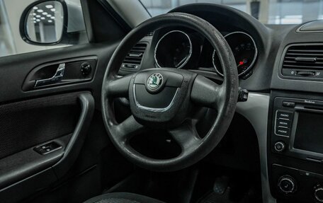 Skoda Yeti I рестайлинг, 2010 год, 726 000 рублей, 13 фотография