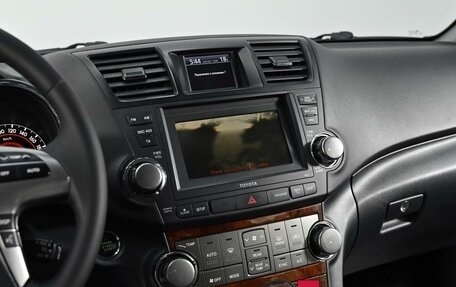 Toyota Highlander III, 2013 год, 1 725 000 рублей, 11 фотография