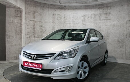 Hyundai Solaris II рестайлинг, 2016 год, 882 000 рублей, 1 фотография