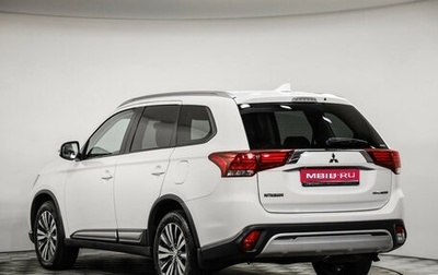 Mitsubishi Outlander III рестайлинг 3, 2019 год, 2 199 000 рублей, 1 фотография