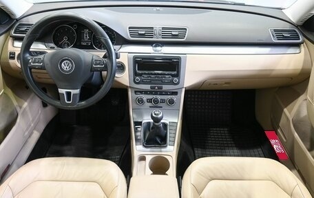 Volkswagen Passat B7, 2012 год, 1 199 900 рублей, 11 фотография