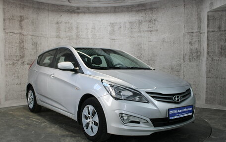 Hyundai Solaris II рестайлинг, 2016 год, 882 000 рублей, 3 фотография