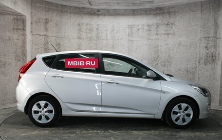 Hyundai Solaris II рестайлинг, 2016 год, 882 000 рублей, 4 фотография