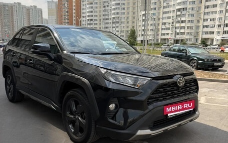 Toyota RAV4, 2022 год, 3 300 000 рублей, 3 фотография