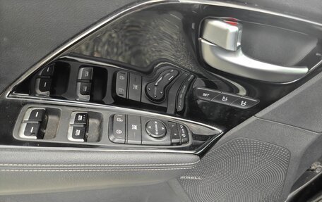 KIA Niro I, 2020 год, 2 800 000 рублей, 7 фотография