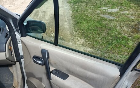 Renault Scenic III, 2005 год, 320 000 рублей, 12 фотография