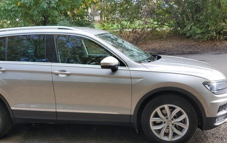 Volkswagen Tiguan II, 2017 год, 2 550 000 рублей, 4 фотография