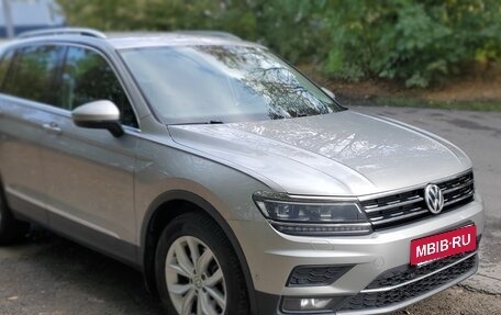 Volkswagen Tiguan II, 2017 год, 2 550 000 рублей, 3 фотография