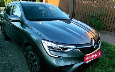 Renault Arkana I, 2021 год, 1 590 000 рублей, 2 фотография