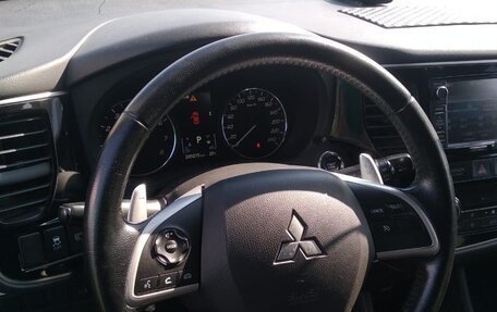 Mitsubishi Outlander III рестайлинг 3, 2013 год, 1 500 000 рублей, 7 фотография