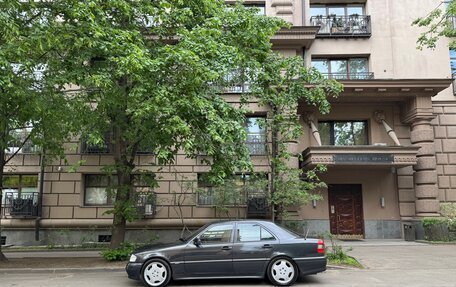 Mercedes-Benz C-Класс AMG, 1993 год, 900 000 рублей, 2 фотография