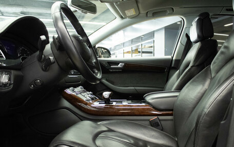 Audi A8, 2010 год, 1 349 000 рублей, 8 фотография