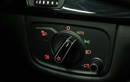 Audi A8, 2010 год, 1 349 000 рублей, 14 фотография