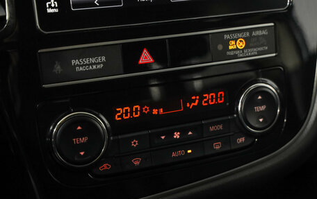 Mitsubishi Outlander III рестайлинг 3, 2019 год, 2 199 000 рублей, 22 фотография