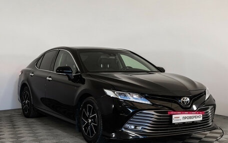 Toyota Camry, 2019 год, 2 249 000 рублей, 3 фотография