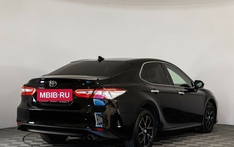 Toyota Camry, 2019 год, 2 249 000 рублей, 6 фотография