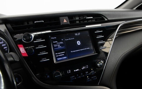 Toyota Camry, 2019 год, 2 249 000 рублей, 15 фотография