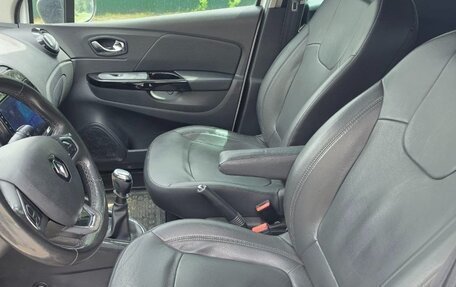 Renault Kaptur I рестайлинг, 2017 год, 1 030 000 рублей, 12 фотография