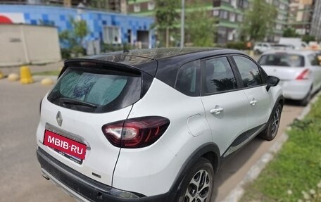 Renault Kaptur I рестайлинг, 2017 год, 1 030 000 рублей, 4 фотография