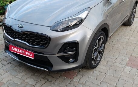 KIA Sportage IV рестайлинг, 2020 год, 2 550 000 рублей, 1 фотография