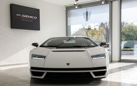 Lamborghini Countach, 1991 год, 272 000 000 рублей, 1 фотография