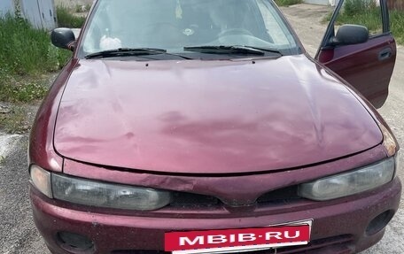 Mitsubishi Galant VIII, 1994 год, 110 000 рублей, 2 фотография