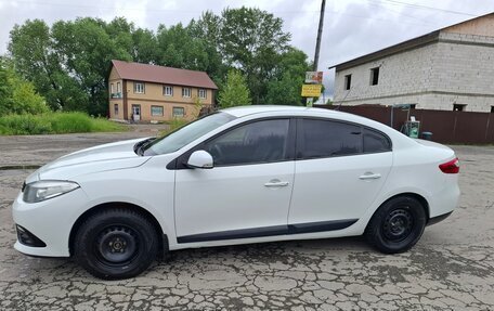 Renault Fluence I, 2014 год, 650 000 рублей, 2 фотография
