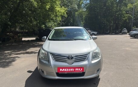 Toyota Avensis III рестайлинг, 2009 год, 1 100 000 рублей, 2 фотография