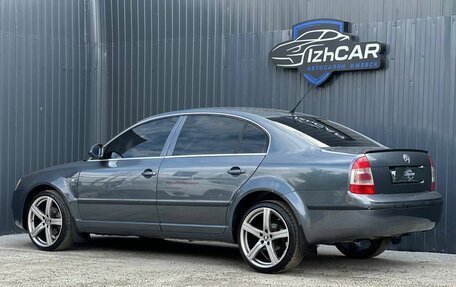 Skoda Superb III рестайлинг, 2006 год, 449 000 рублей, 3 фотография