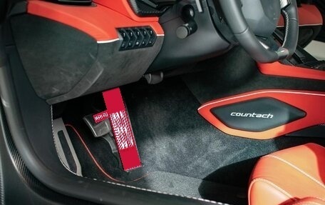 Lamborghini Countach, 1991 год, 272 000 000 рублей, 11 фотография