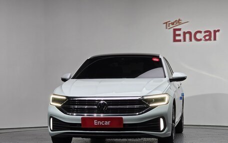 Volkswagen Jetta VII, 2023 год, 1 800 000 рублей, 3 фотография