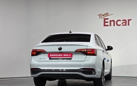 Volkswagen Jetta VII, 2023 год, 1 800 000 рублей, 4 фотография