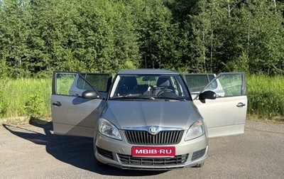 Skoda Fabia II, 2010 год, 490 000 рублей, 1 фотография