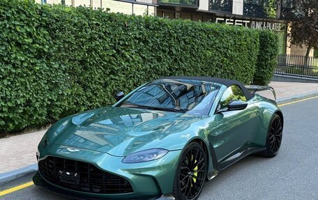 Aston Martin V12 Vantage, 2023 год, 34 000 000 рублей, 1 фотография