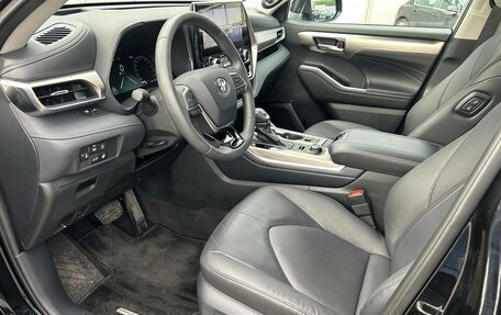 Toyota Highlander, 2025 год, 4 799 000 рублей, 12 фотография