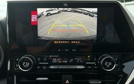 Toyota Highlander, 2025 год, 4 799 000 рублей, 14 фотография