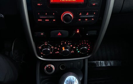 Renault Duster I рестайлинг, 2015 год, 990 000 рублей, 10 фотография
