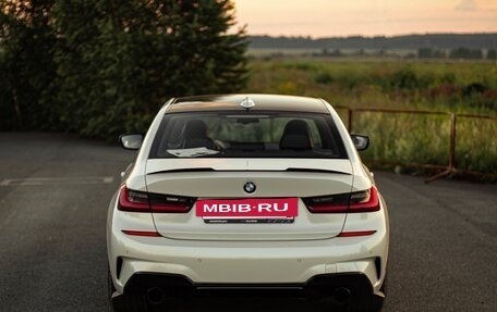 BMW 3 серия, 2019 год, 6 000 000 рублей, 4 фотография
