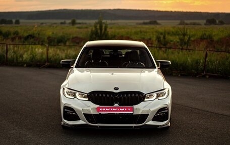 BMW 3 серия, 2019 год, 6 000 000 рублей, 2 фотография