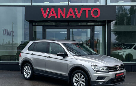 Volkswagen Tiguan II, 2020 год, 2 640 000 рублей, 3 фотография