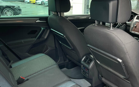 Volkswagen Tiguan II, 2020 год, 2 640 000 рублей, 24 фотография