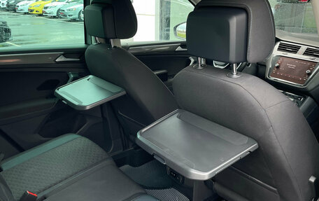 Volkswagen Tiguan II, 2020 год, 2 640 000 рублей, 25 фотография