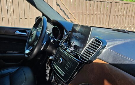 Mercedes-Benz GLS, 2018 год, 4 600 000 рублей, 23 фотография