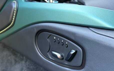 Aston Martin V12 Vantage, 2023 год, 34 000 000 рублей, 26 фотография