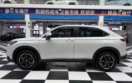 Honda Vezel, 2023 год, 1 470 000 рублей, 5 фотография