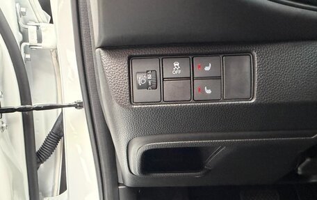 Honda Vezel, 2023 год, 1 470 000 рублей, 17 фотография