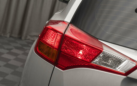 Toyota RAV4, 2013 год, 2 380 000 рублей, 26 фотография